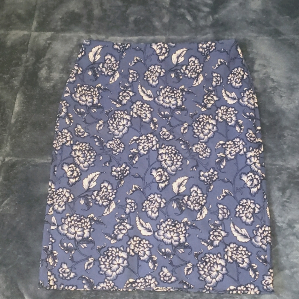 Business Pencil Skirt
